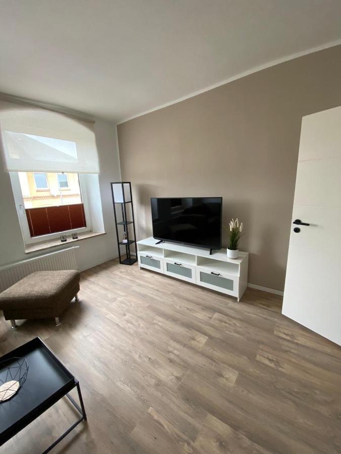 Feddersen Living Moderne Ferienwohnungen - Gemuetlich - Netflix - Voll Ausgestattet - Waschmaschine - Zentral Gelegen Brunsbuttel Bagian luar foto