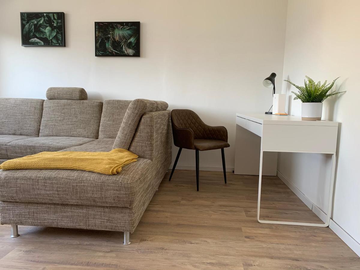 Feddersen Living Moderne Ferienwohnungen - Gemuetlich - Netflix - Voll Ausgestattet - Waschmaschine - Zentral Gelegen Brunsbuttel Bagian luar foto