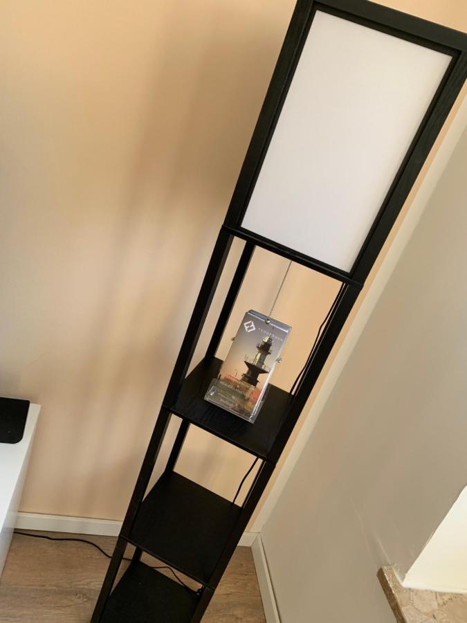 Feddersen Living Moderne Ferienwohnungen - Gemuetlich - Netflix - Voll Ausgestattet - Waschmaschine - Zentral Gelegen Brunsbuttel Bagian luar foto